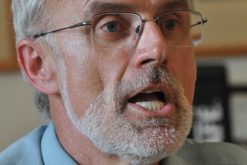 Archívne fotky: Rezort pôdohospodárstva povedie tento Humenčan, Ján Mičovský