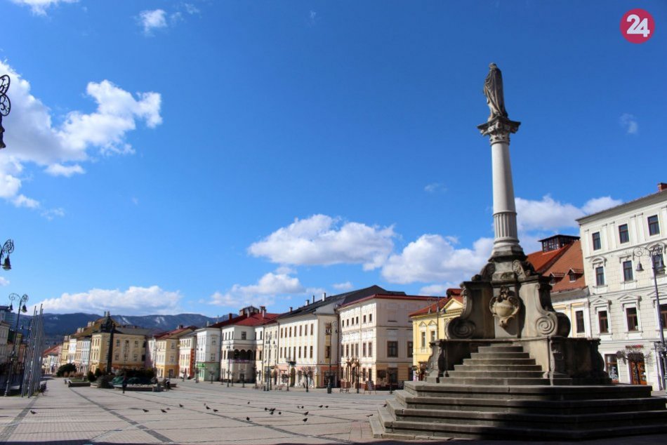 V OBRAZOCH: Opatrenia pred šírením koronavírusu: Bystričania zostali doma