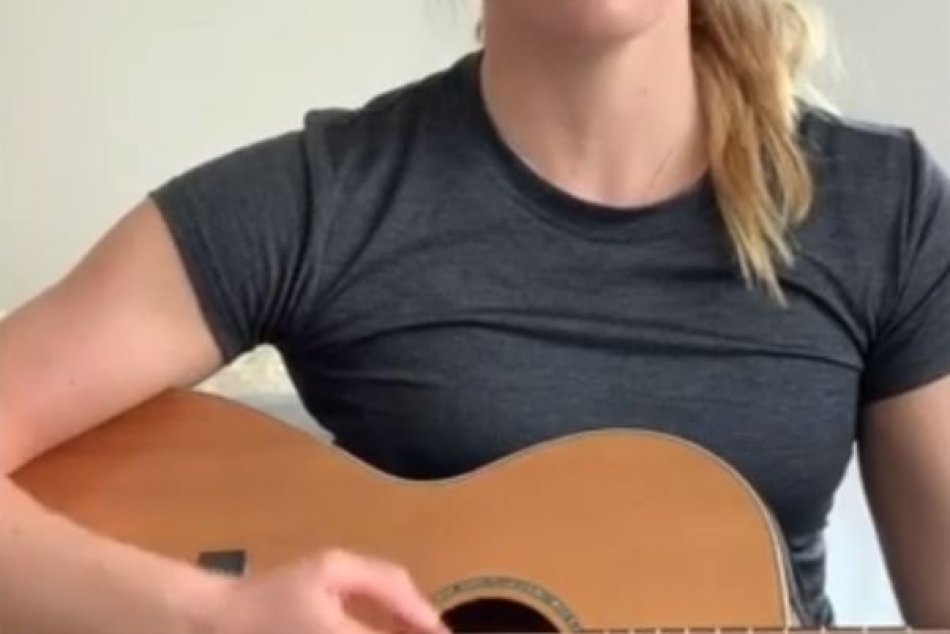 Shiffrinová ako speváčka