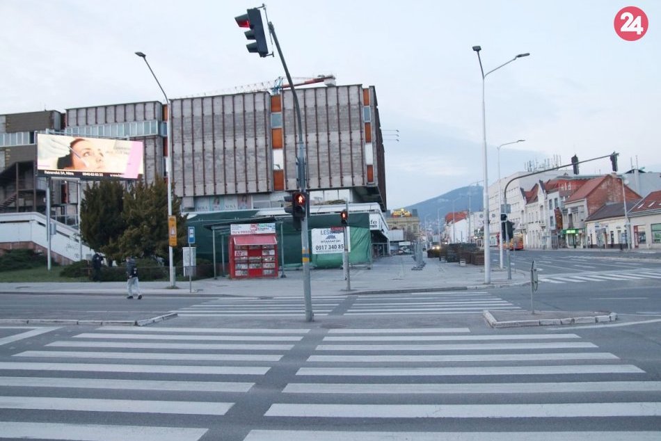 Ľudoprázdne ulice Nitry počas lockdownu v marci 2020