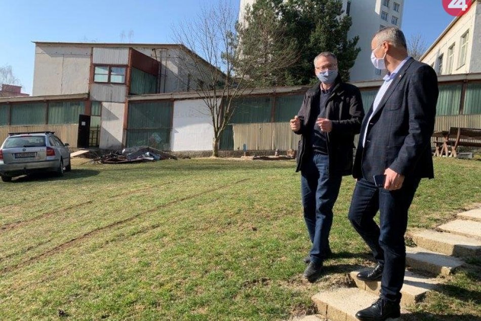 V OBRAZOCH: Bystrických škôlkarov čakajú vynovené priestory