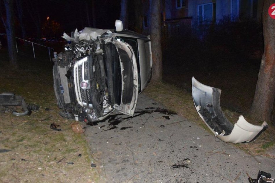 Nehoda priamo v Prievidzi: Mužovi hrozí basa