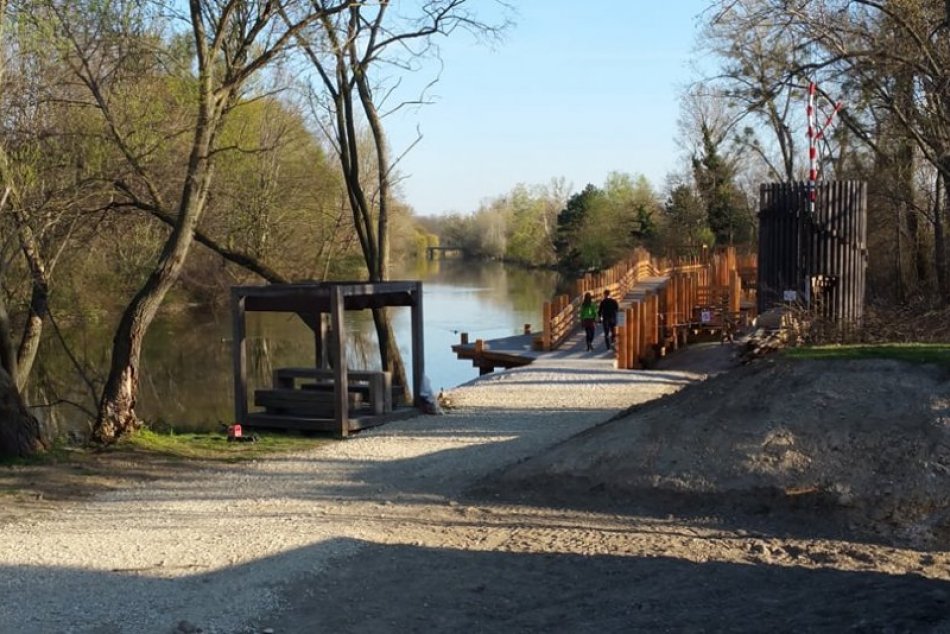 Korzo Zálesie a Malý Dunaj