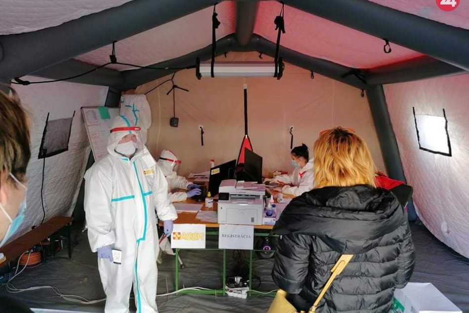 FOTO: Humenčan Maroš vo voľnom čase pomáhal v repatriačných centrách