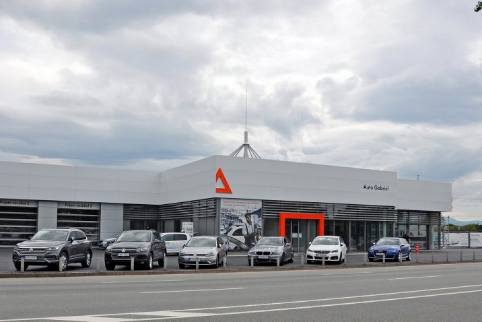 Centrum pre karosériu a lak v Košiciach: Takto vyzerajú nové priestory