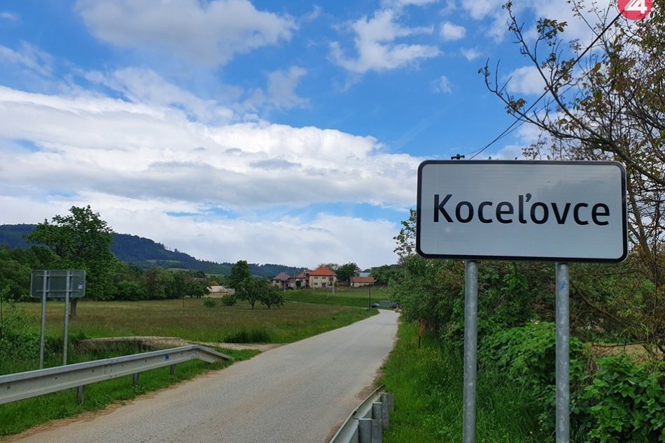 Obrazom: Nebyť starých listov, na ochotníkov v Koceľovciach by sa asi zabudlo