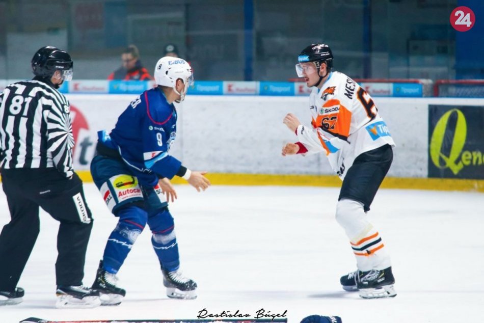 Konsta Mesikämmen a Judd Blackwater počas 35. kola