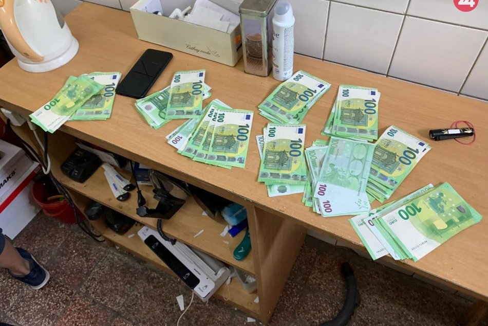 NAKA zasahovala neďaleko Zámkov