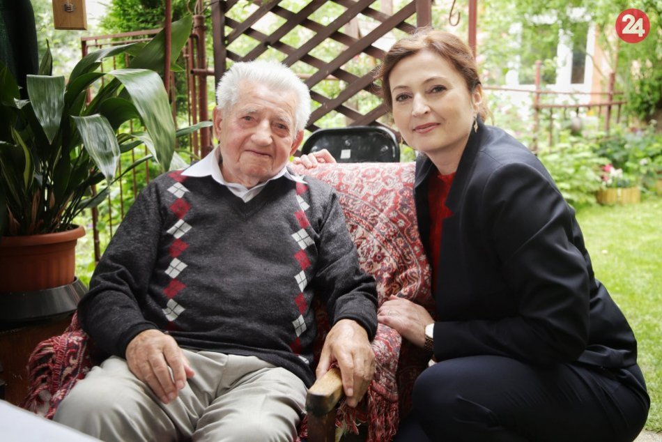 Obrazom: Ján Slávik je dôsledný čitateľ, oslávil krásnych 100 rokov