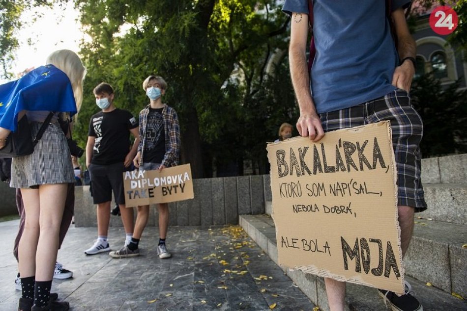 Protest proti Borisovi Kollárovi