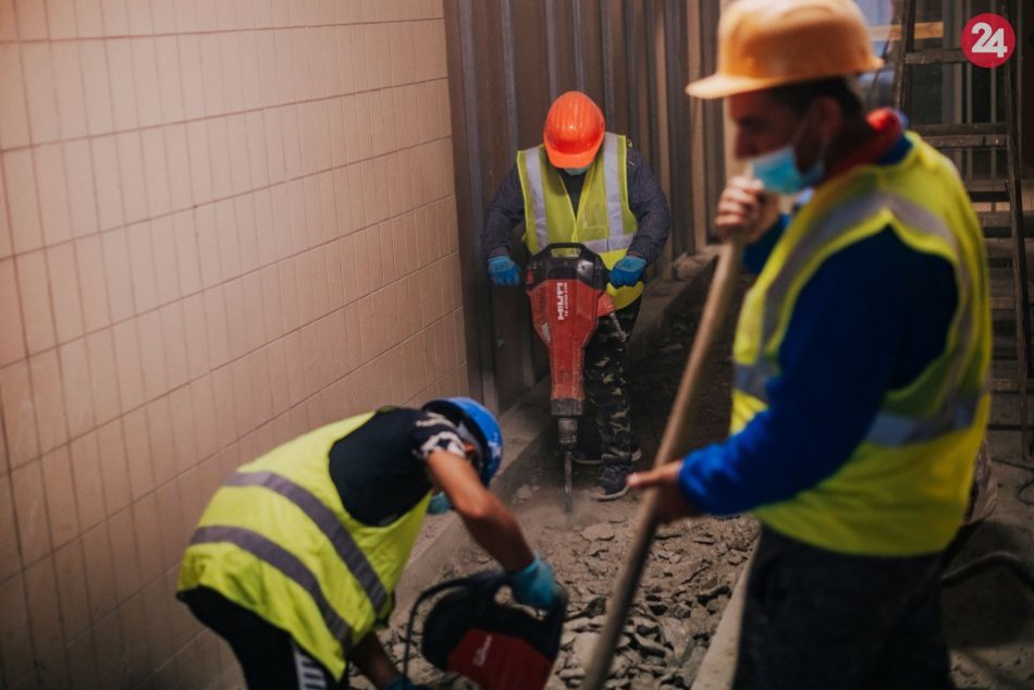 Obrazom: Rozsiahla prestavba nového urgentu v plnom prúde