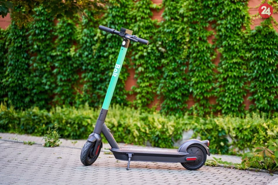 Elektrické kolobežky Bolt