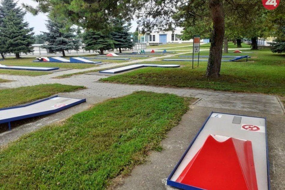 Minigolf v Šali