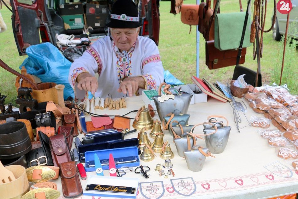 OBRAZOM: Ľudový jarmok Pod vŕbičkami v Nedožeroch-Brezanoch