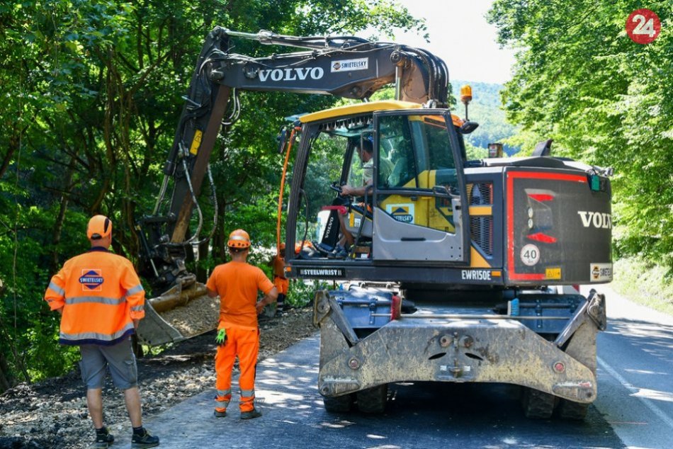 FOTO: Cesta smerom na Machnáč sa prerába