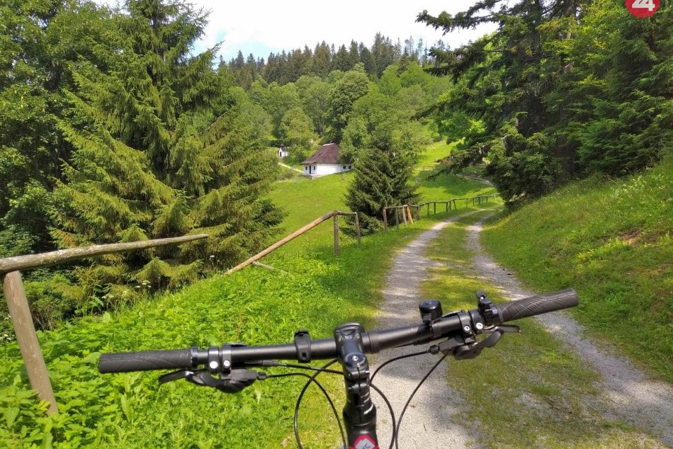 V OBRAZOCH: Kalište v lete, tip na túru pri Bystrici