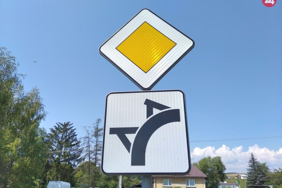 V OBRAZOCH: Našli sme najnaštvanejšiu dopravnú značku?