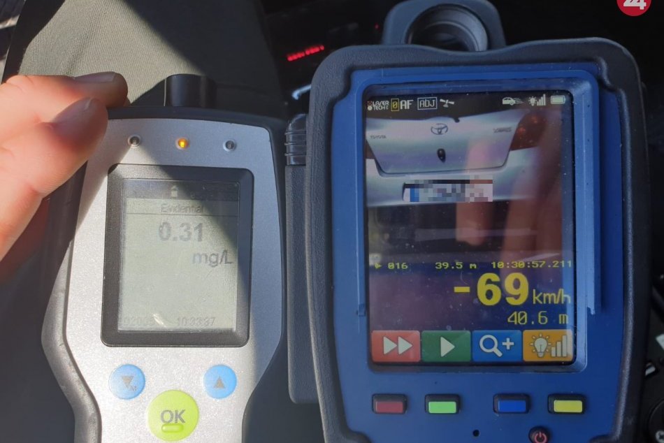 OBRAZOM: Dvom vodičom v Ráztočne zobrali papiere, keďže ich takto namerali