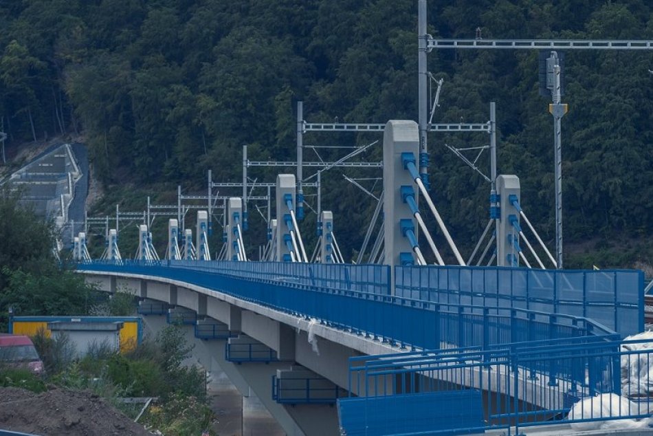 OBRAZOM: Nová železničná trať na Považí
