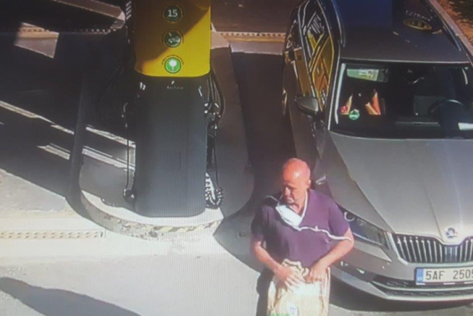 V OBRAZOCH: Muž pri Lučenci natankoval a odišiel bez zaplatenia