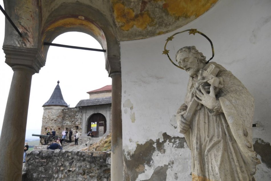 Obrazom: Kontrolný deň na hrade Krásna Hôrka (2020)