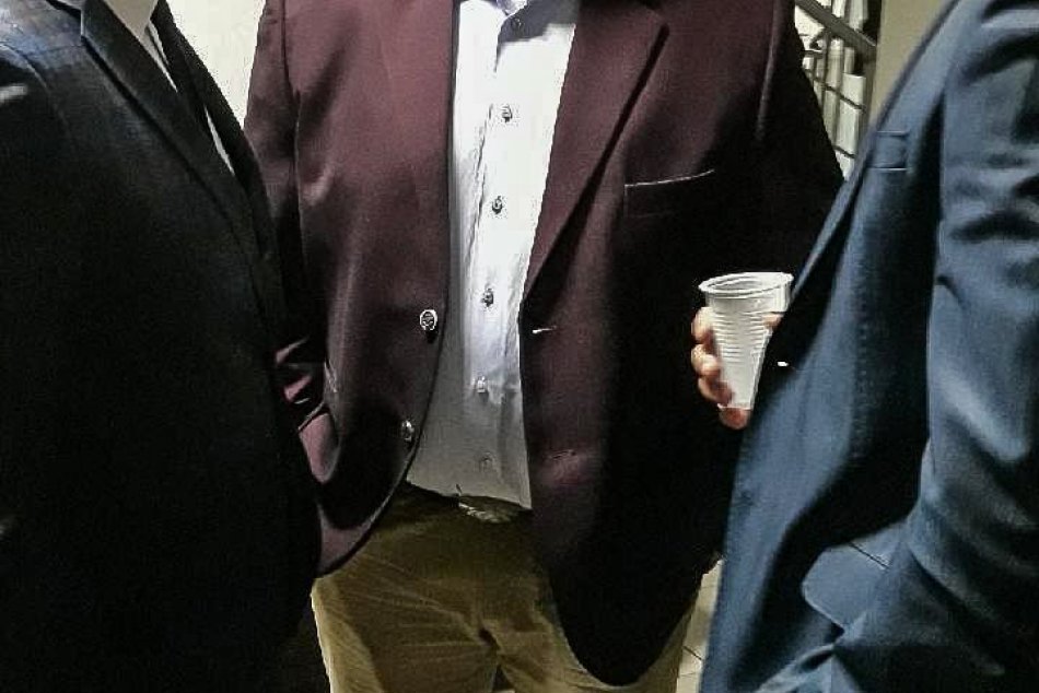 Hlavné pojednávanie s predsedom ĽSNS Marianom Kotlebom