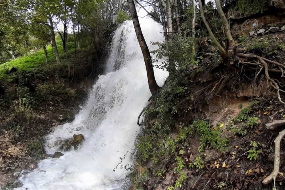 Obrazom: Hrhovský vodopád v plnej paráde