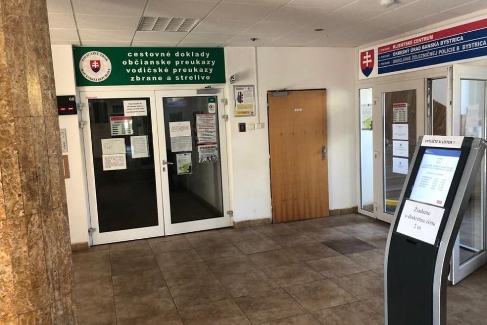 V OBRAZOCH: Kontaktné pracoviská polície v Banskobystrickom kraji