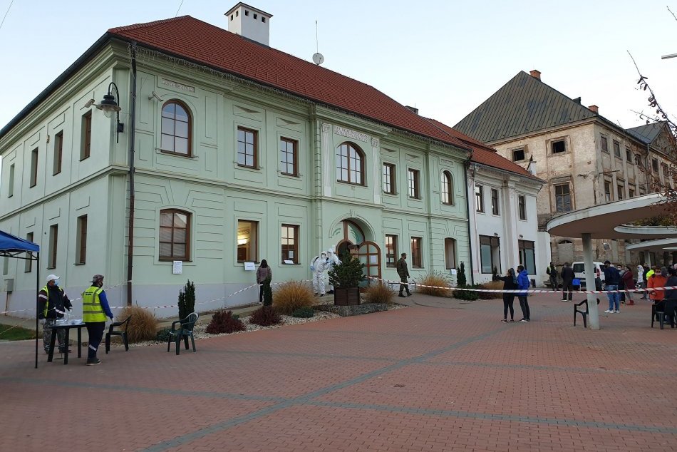 V OBRAZOCH: Takto prebieha testovanie v Jelšave
