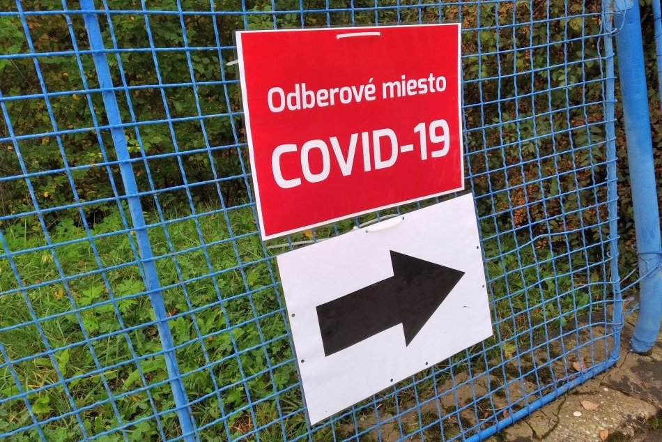 V OBRAZOCH: Odberné miesta v Bystrici zívajú prázdnotou