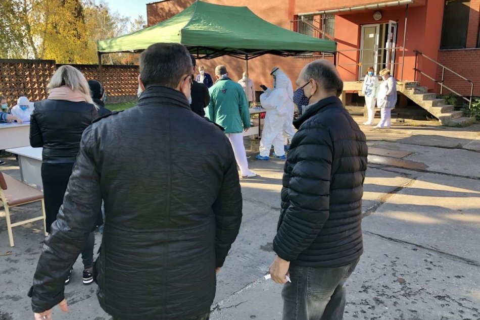 Testovanie zamestnancov a pacientov novozámockej nemocnice