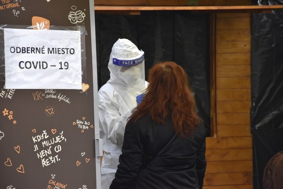 FOTO: Druhé kolo celoplošného testovania v Čadci