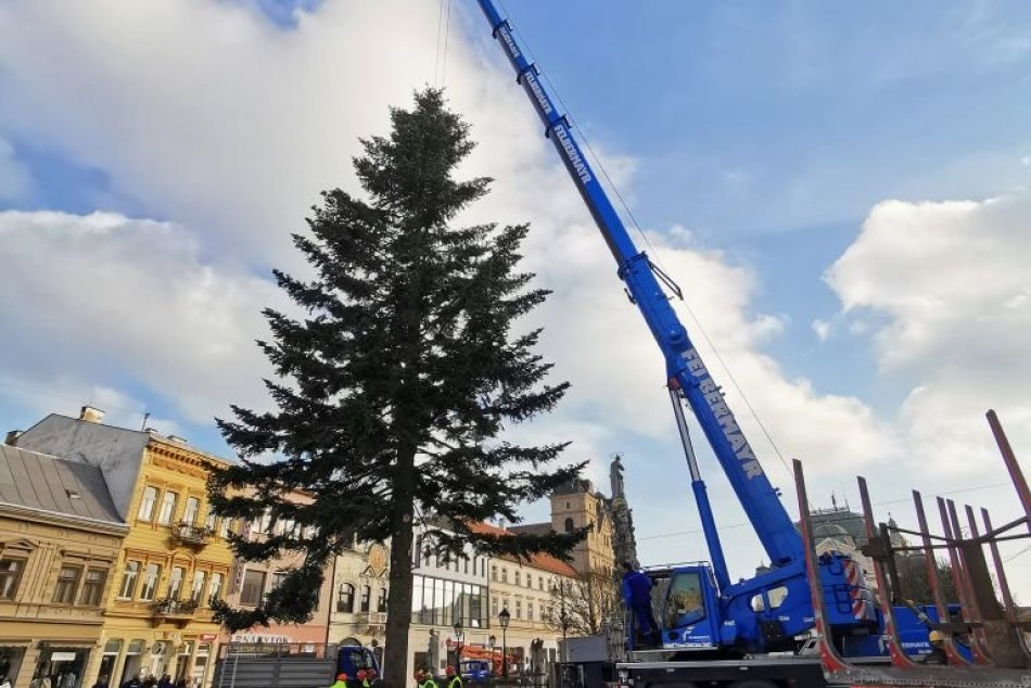 FOTO: Vianočný stromček na Hlavnej