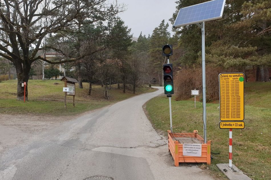 V OBRAZOCH: Cesta medzi Muráňom a Prednou Horou v okrese Revúca