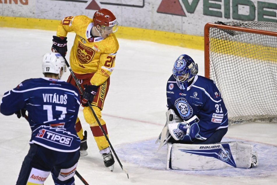 HK Dukla Trenčín - HK Nitra 3:2 pp v dohrávke 7. kola