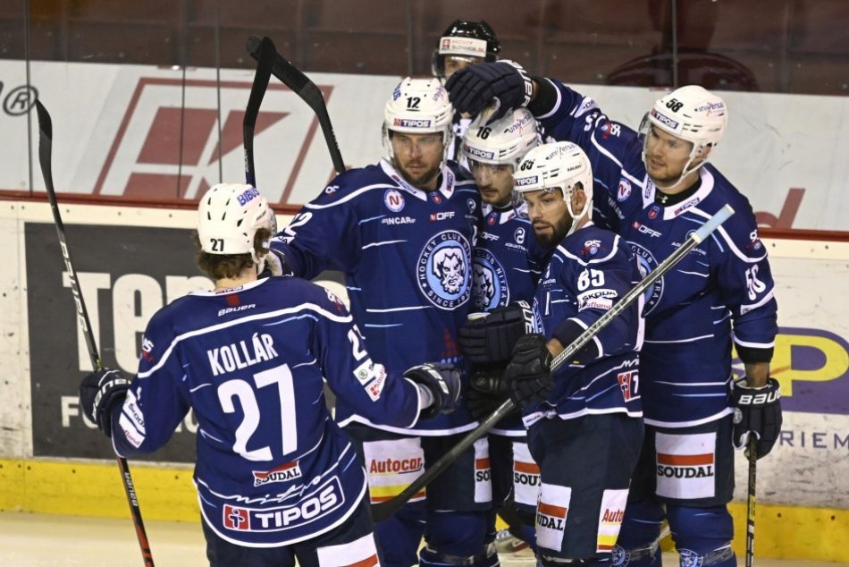 Dukla Trenčín - HK Nitra 8:5 v predohrávke 24. kola