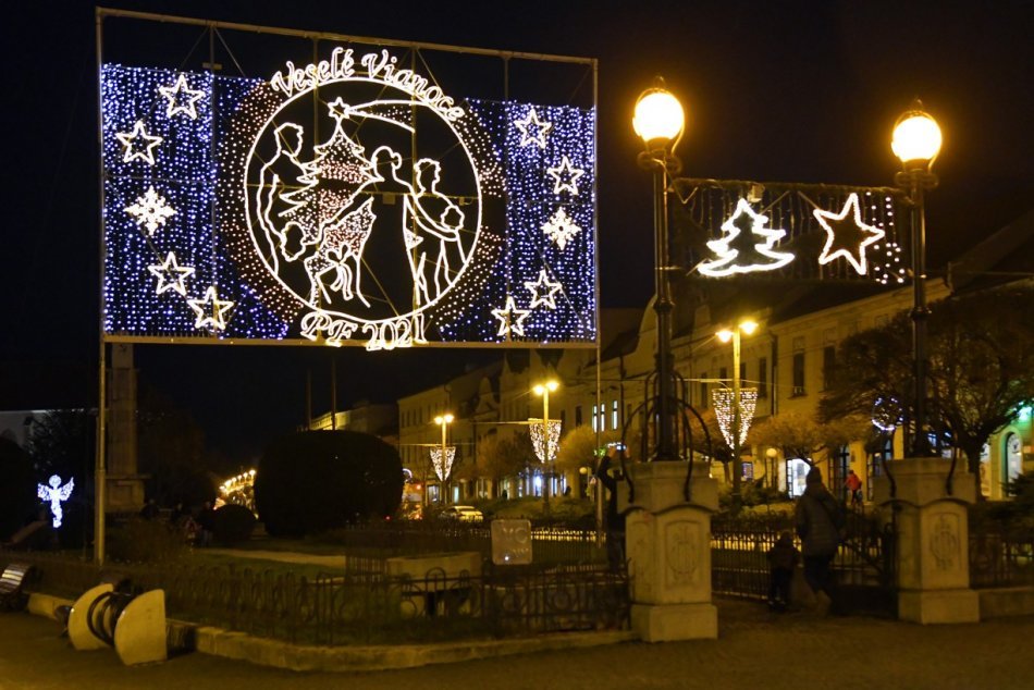 Obrazom: Večerný Prešov počas adventu