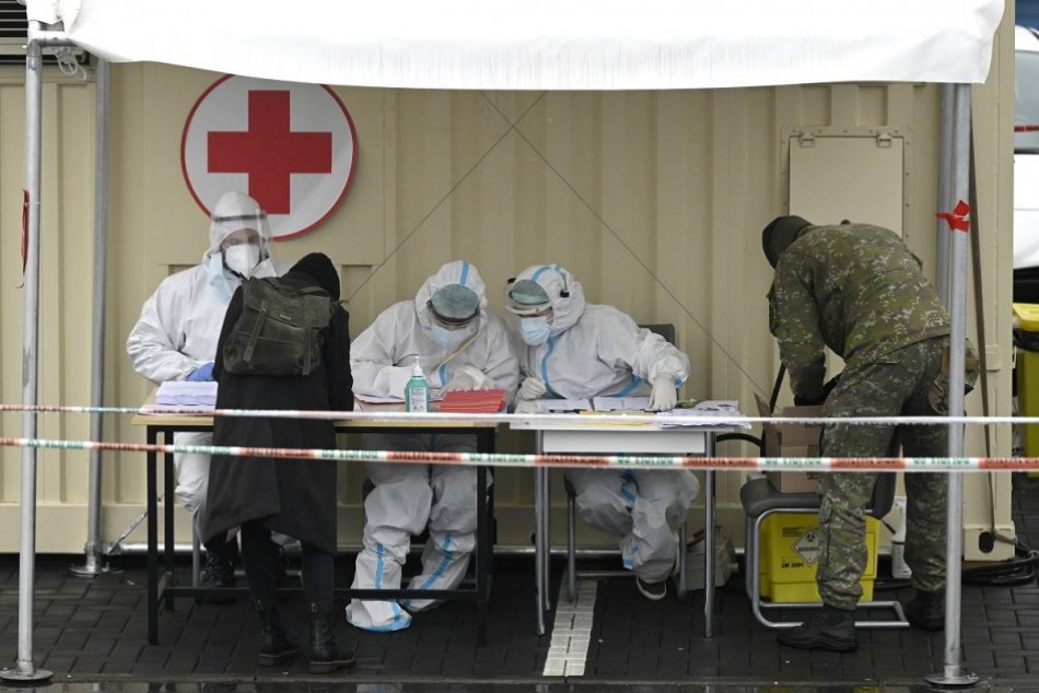 FOTO: Pretestovávanie bezpríznakových Trenčanov a obyvateľov okolitých obcí