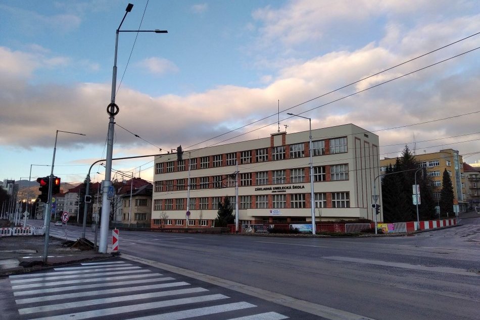 V OBRAZOCH: V Bystrici obnovili historický objekt ZUŠ J. Cikkera