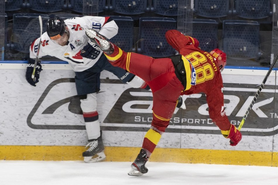 OBRAZOM: HC Slovan Bratislava - HK Dukla Trenčín 4:3
