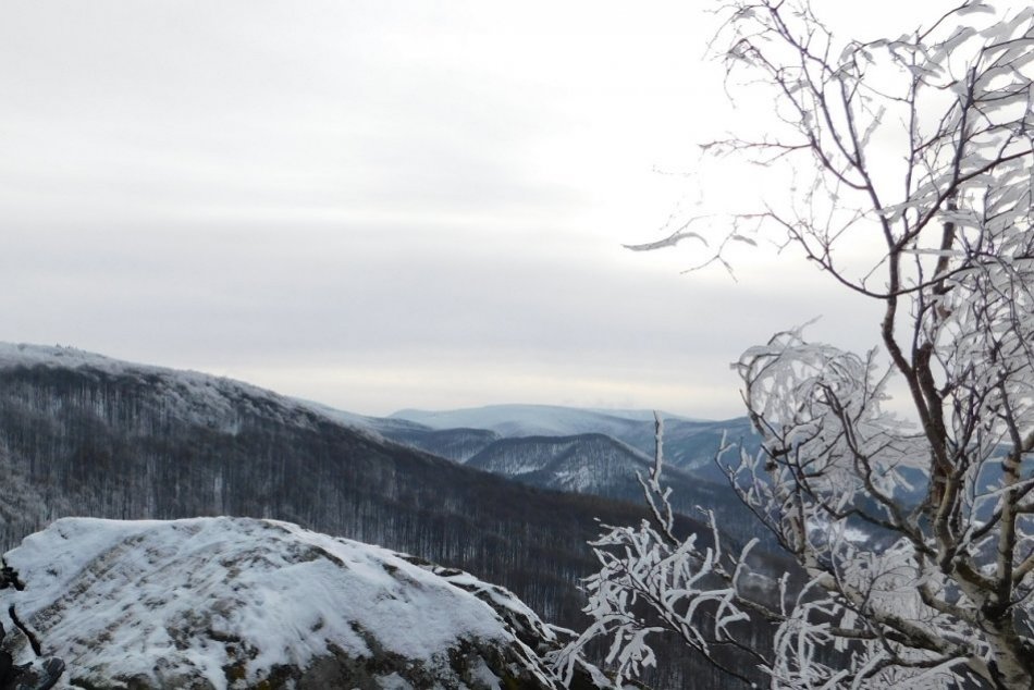 OBRAZOM: Jančekova skala v zimnej verzii
