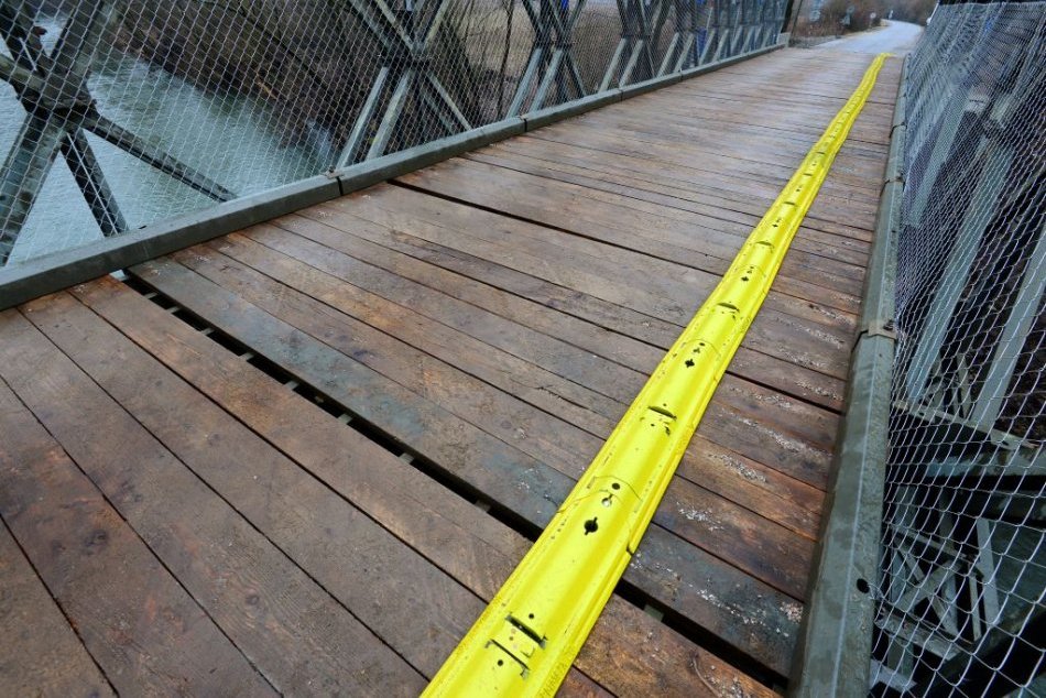 Poškodený most v Kysaku