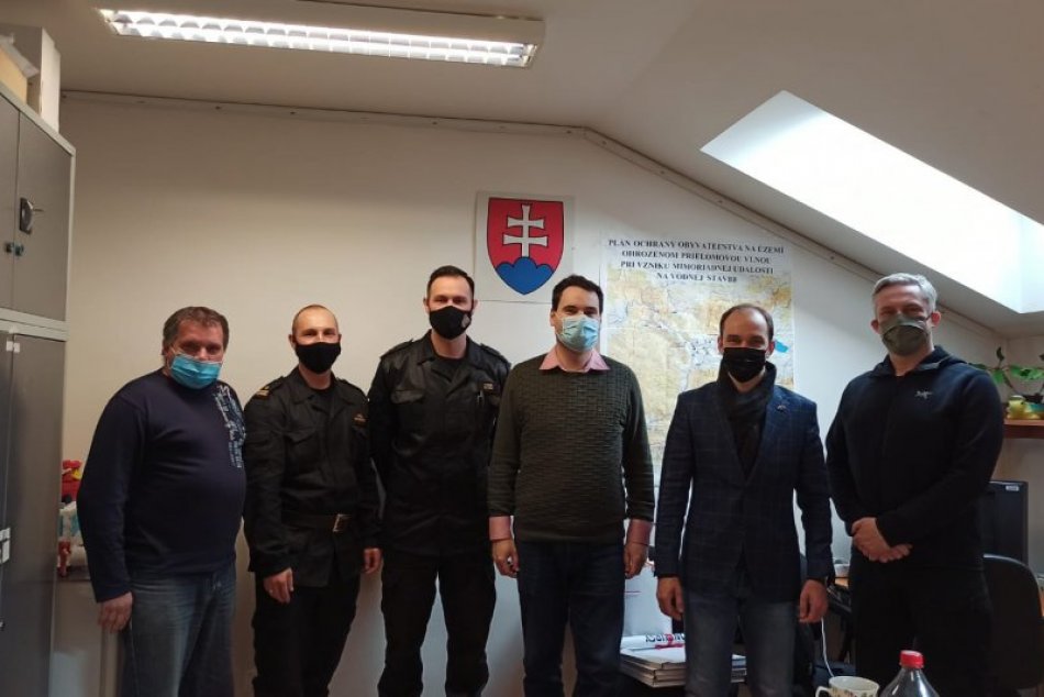 Pri víkendovom testovaní v okrese pomáhali aj Poliaci