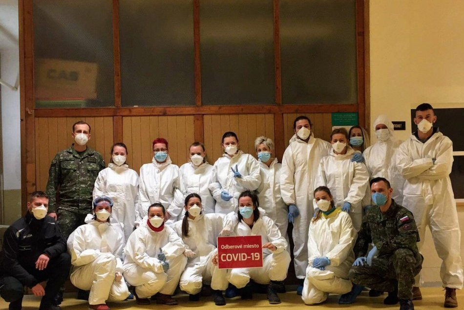 V OBRAZOCH: Tereza pomáhala pri testovaniach v Bystrici už päťkrát