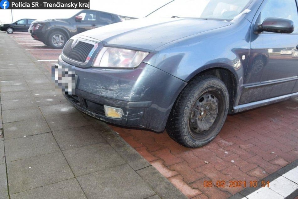FOTO: Opitý vodič z Trenčína s 2,73 promile spôsobil v Novej Dubnici nehodu