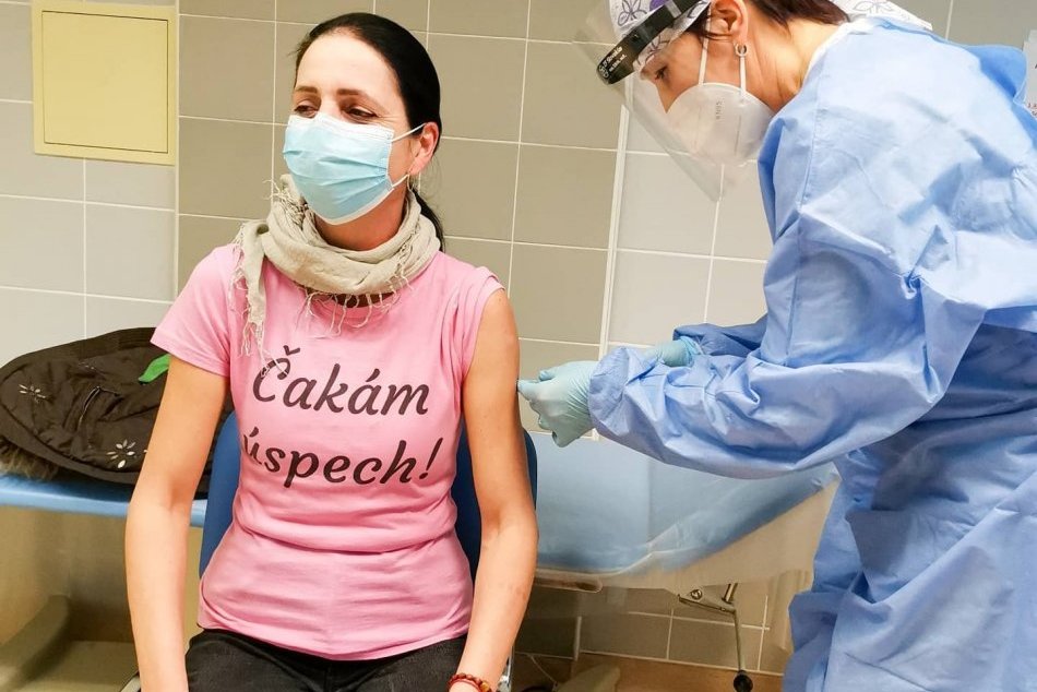 V OBRAZOCH: Očkovanie učiteľov v Trnave