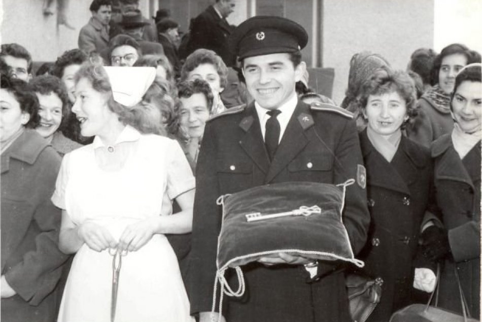 FOTO z výstavby a otvorenia nemocnice v Bojniciach