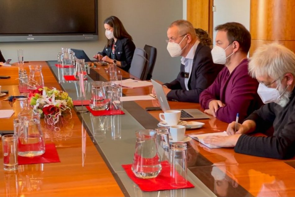 V OBRAZOCH: Krízový štáb mesta Banská Bystrica