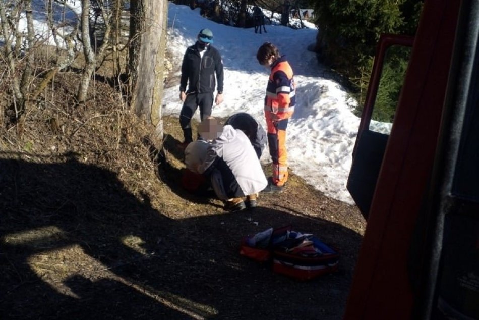 V OBRAZOCH: Na Donovaloch záchranári ratovali turistku