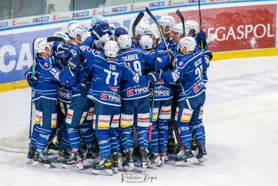 OBRAZOM: HK Nitra - HK Dukla Trenčín 3:1 v zápase 46. kola